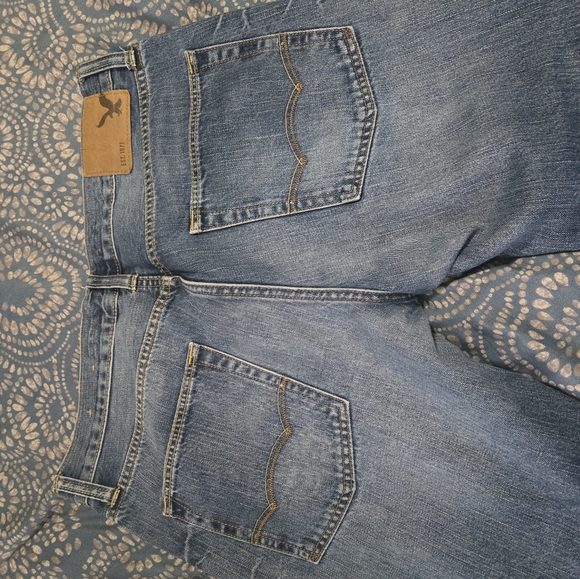 32X30 American Eagle Mens Classic Bootcut Jeans. - Picture 4 of 9